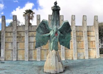 El Consejo de Patrimonio Cultural de Canarias rechaza la declaración como BIC del Monumento a Franco