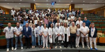 El Complejo Hospitalario Universitario Insular-Materno Infantil da la bienvenida a 103 nuevos residentes