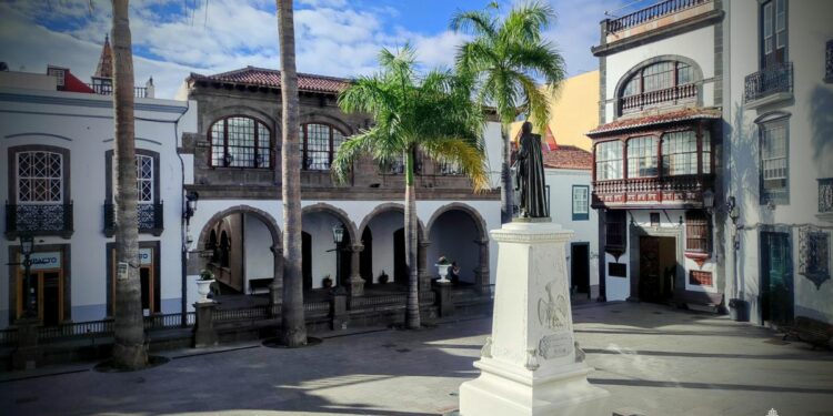 Turismo financia la redacción de seis proyectos de iluminación patrimonial en Santa Cruz de La Palma