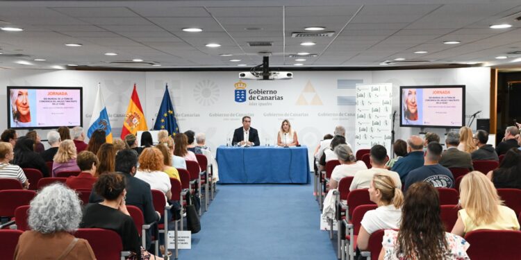 Canarias impulsa mecanismos para prevenir el maltrato hacia las personas mayores