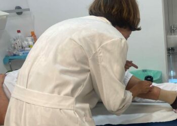 Los dermatólogos del HUC participan en la campaña Euromelanoma