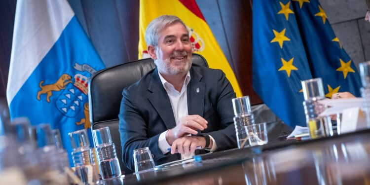 Clavijo viaja a Uruguay y Argentina para reforzar lazos en el 300 aniversario de la fundación canaria de Montevideo