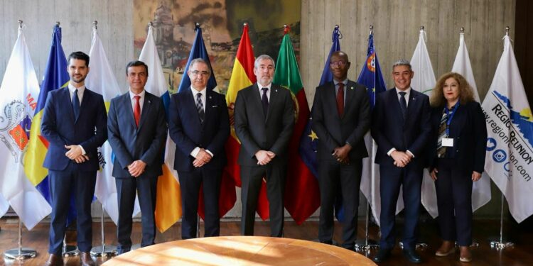 Canarias pide al Estado que respalde ante la UE la declaración conjunta de las RUP sobre el próximo MFP