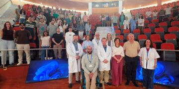 El Hospital Doctor Negrín da la bienvenida a 69 nuevos residentes que comienzan en el centro su período formativo