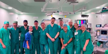 El servicio de Urología del Hospital Doctor Negrín reúne a expertos europeos en cirugía robótica