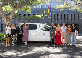 Sanidad impulsa la atención a personas con adicciones y en situación de sin hogar de la capital tinerfeña