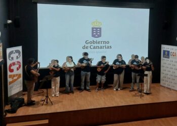 Educación acerca el patrimonio del timple a las aulas con una nueva producción audiovisual