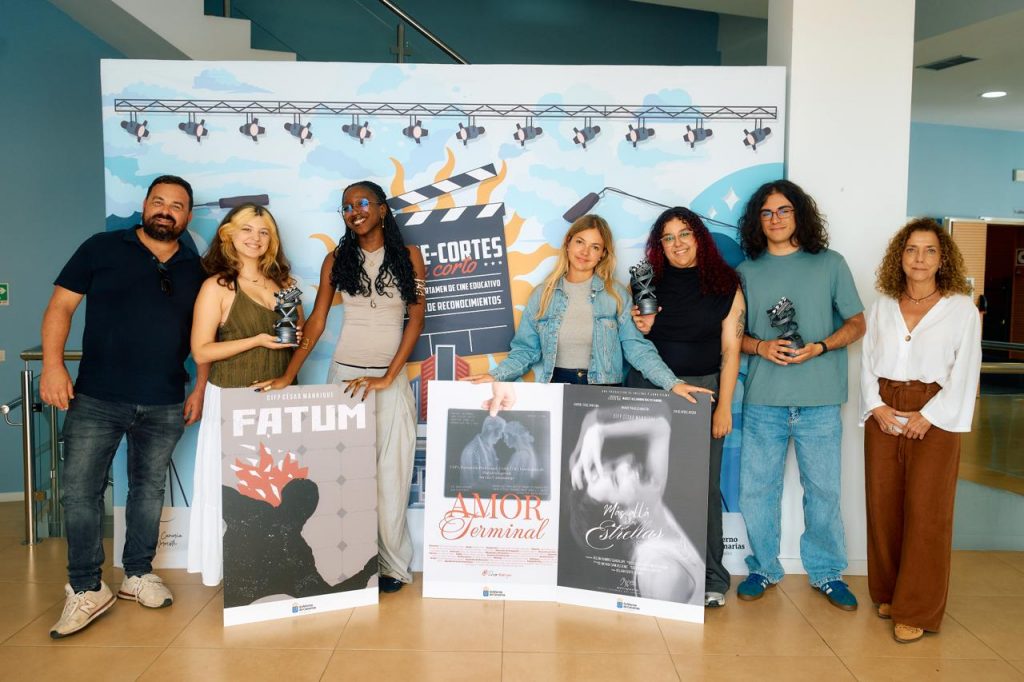 foto-educacion-distingue-a-una-veintena-de-centros-en-la-xiv-edicion-del-certamen-de-cine-educativo-sin-re-cortes-en-corto-2-1024x682-1