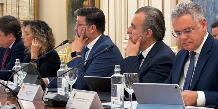 Canarias propone ante el Ministerio un marco común para garantizar la protección de datos en la educación digital