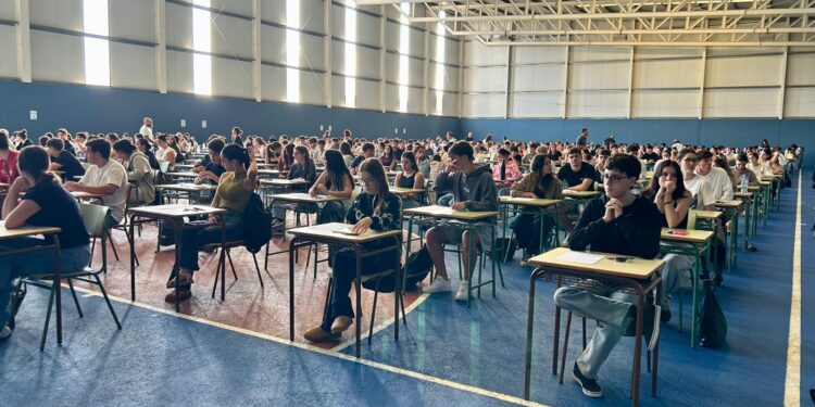 La PAU reúne este año a 10.742 estudiantes en Canarias