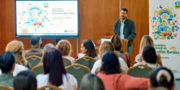 Las escuelas rurales canarias reivindican su papel como motor educativo y social del archipiélago