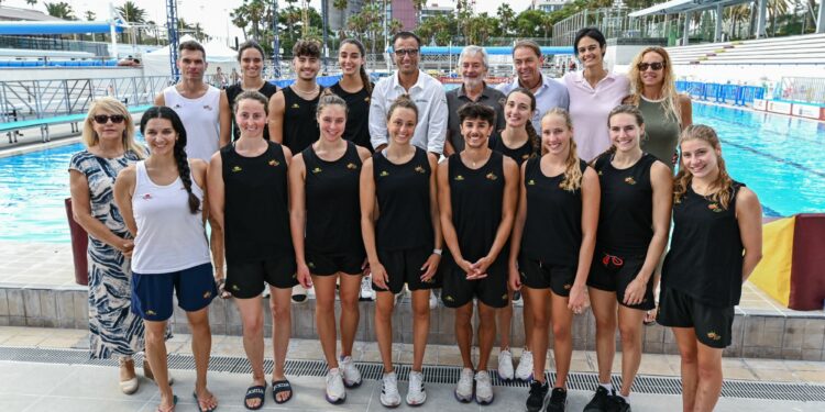 Canarias acoge la preparación de la selección española de natación artística para el Europeo de París