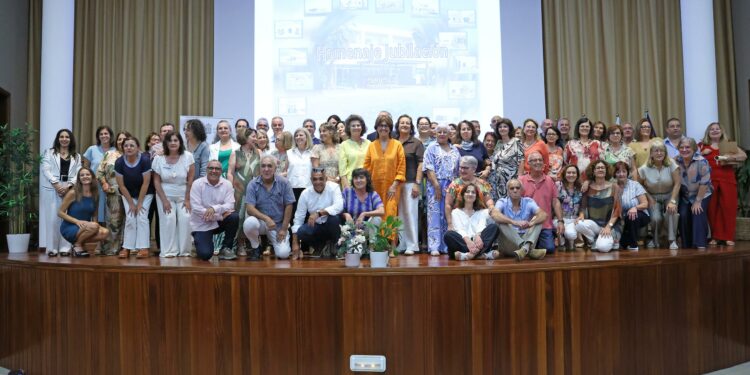 La Gerencia de Servicios Sanitarios de Lanzarote homenajea a los profesionales jubilados