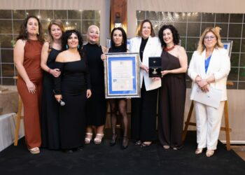 El Grupo de Trabajo de Duelo Perinatal y Gestacional del HUC, Medalla al Mérito Profesional del Colegio Enfermería
