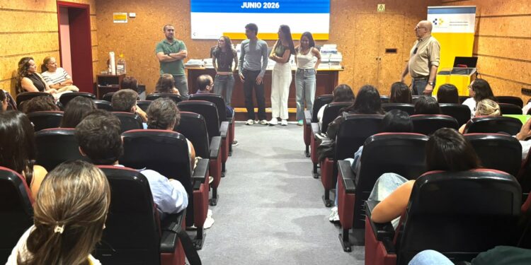 La Gerencia de Atención Primaria de Gran Canaria da la bienvenida a 44 residentes en Medicina y en Enfermería