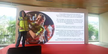 La colaboración entre instituciones, clave en la atención sanitaria de los migrantes que llegan a Canarias
