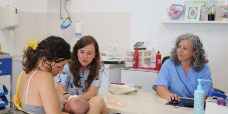 El servicio de Apoyo a la Lactancia Materna de Lanzarote, finalista en los IV Premios Innova en Salud de la Mujer