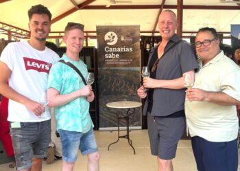Canarias promociona sus vinos en Jerez en la XIII edición de Vinoble