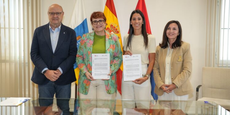 Más de 4.000 jóvenes de Lanzarote se benefician de las ventajas del Carné Joven Europeo