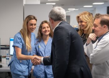 Clavijo destaca las mejoras en la atención a los pacientes del Hospital de Día de Oncología, en el Doctor Negrín