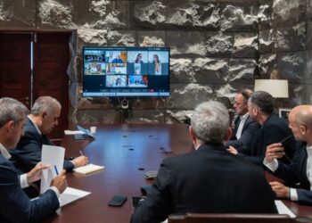El Gobierno trabaja en un plan a tres meses para responder a las necesidades básicas de los afectados en Venezuela