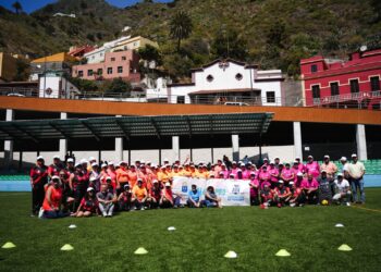 El Gobierno de Canarias lleva a La Gomera el programa AlGolpito para promover el envejecimiento activo