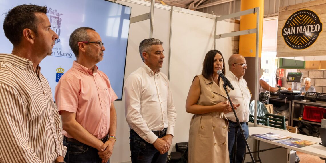 El Gobierno canario y el Ayuntamiento impulsan el consumo del producto local en el Mercado de San Mateo