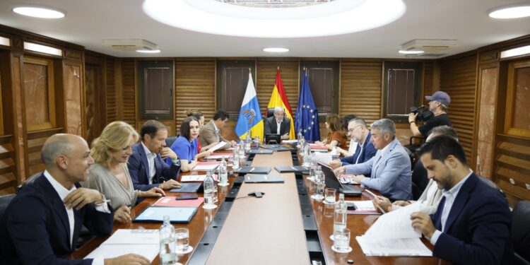 El Gobierno de Canarias fija el límite de gasto en 12.912 millones de euros para el próximo ejercicio 2027