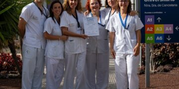 El Hospital La Candelaria alcanza los 36 servicios y unidades acreditados con la certificación ISO 9001