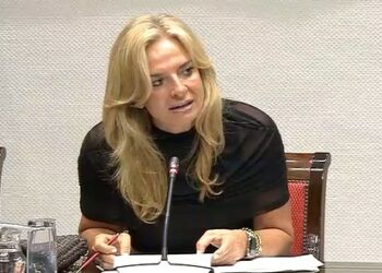 Monzón anuncia que la vacunación frente al Virus Respiratorio Sincitial en adultos vulnerables comenzará en octubre