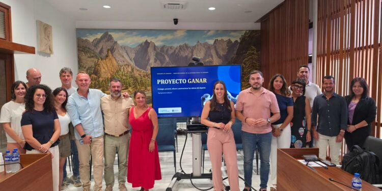 El Proyecto Ganar se acerca a los municipios de todas las islas para reforzar la protección de la infancia
