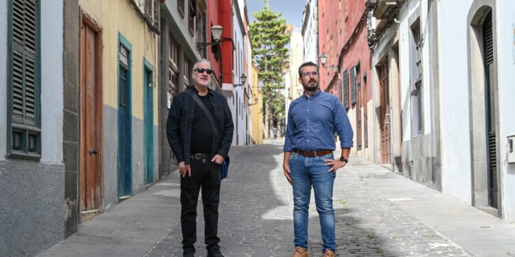 Educación lleva el proyecto Tell Me Real Stories a las aulas canarias para promover la diversidad y la convivencia