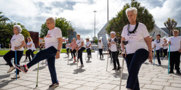 ExpoDeca 2026 promueve el ejercicio físico para los mayores con una agenda dedicada a la marcha nórdica