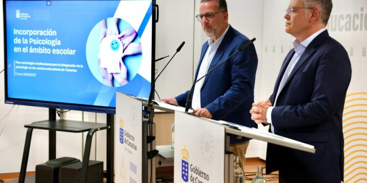 Educación eleva a ochenta los psicólogos que el próximo curso atenderán al alumnado del archipiélago
