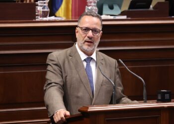 Poli Suárez: «La nueva ley reconocerá la diversidad como una fortaleza de la escuela canaria»