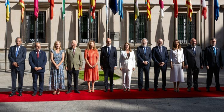 Un momento previo a la reunión