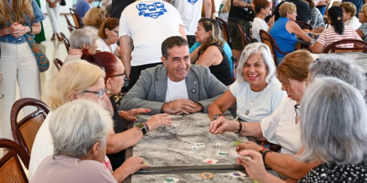 Las personas mayores contarán con un espacio propio en el ‘Gran Canaria Experience’