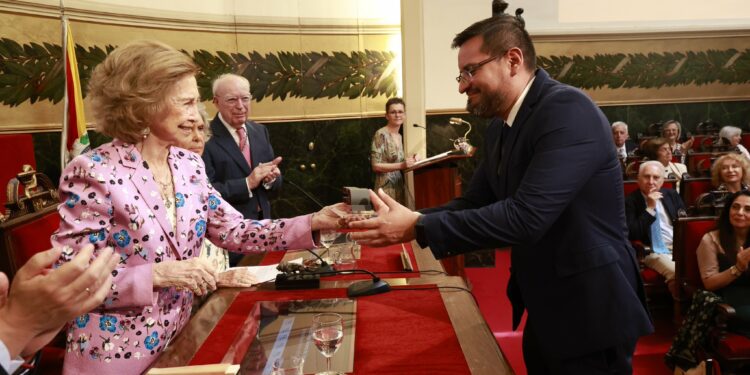 Nefrología del Doctor Negrín, reconocido a nivel nacional con uno de los premios Íñigo Álvarez de Toledo