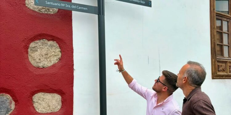 Turismo destina 128.000 euros a mejorar la información turística y la señalización de Los Realejos, en Tenerife