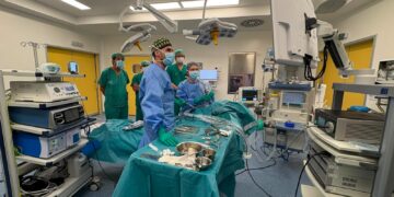 El Hospital Molina Orosa incorpora una técnica para tratar la obstrucción de la trompa de Eustaquio
