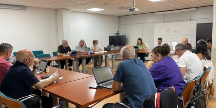 El SCS informa a la Mesa Sectorial de que más de 9.800 plazas se han estabilizado ya por concurso de méritos
