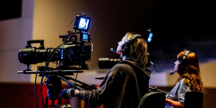 El Gobierno destinará tres millones a nuevas películas y series de sello canario
