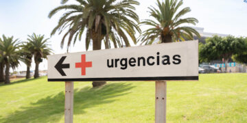 Monzón informa de las medidas adoptadas para reforzar los servicios Urgencias de los hospitales de Gran Canaria