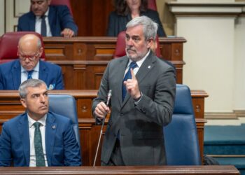 Clavijo: “Canarias exigirá contar con un centro vulcanológico que investigue, prediga y gestione este fenómeno”