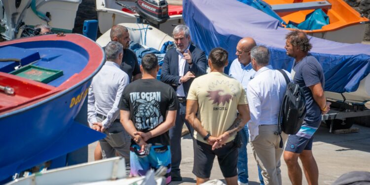 El Gobierno de Canarias cede a la Cofradía de Punta del Hidalgo el uso de las instalaciones portuarias