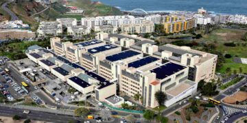 El Hospital Doctor Negrín ha tratado con terapia CAR-T a 100 pacientes con linfomas y mielomas