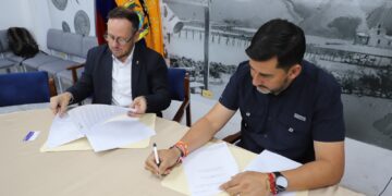 Canarias y Galápagos trabajarán juntos para desarrollar respuestas sostenibles a la realidad insular