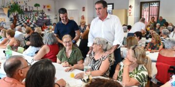 San Lorenzo reúne a sus vecinos en un encuentro intergeneracional con motivo de sus fiestas patronales