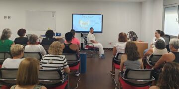 El Centro de Salud de Vecindario cierra las ‘II Jornadas de Salud y Mujer’ con una sesión sobre suelo pélvico
