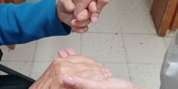 Sanidad extiende los cuidados paliativos a domicilio a todas las zonas básicas de salud de Tenerife